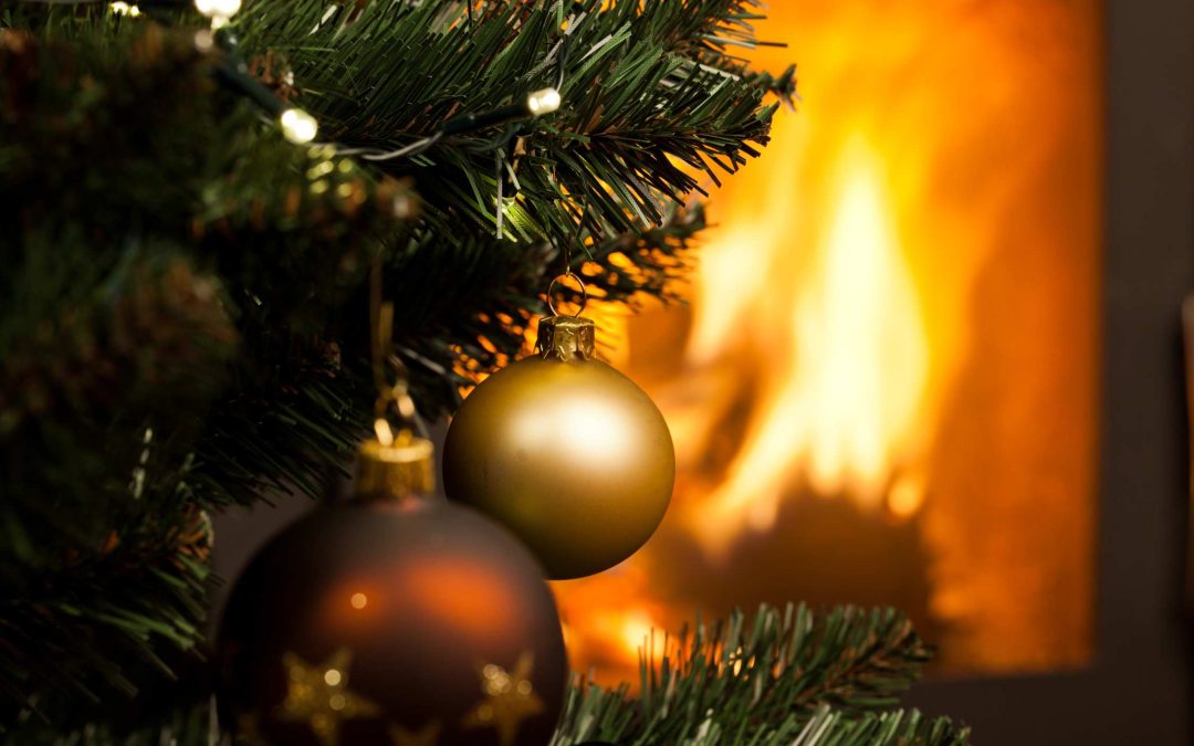 Christmas Tree Safety: Dos and Don’ts